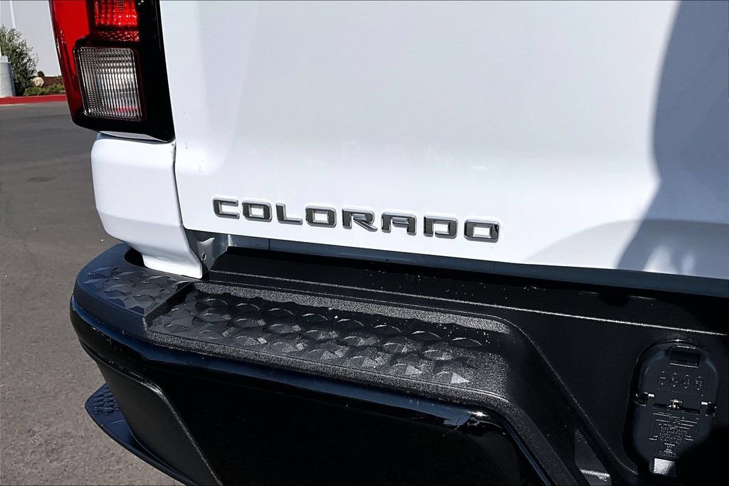 Used 2024 Chevrolet Colorado W/T AWD/4WD image 28