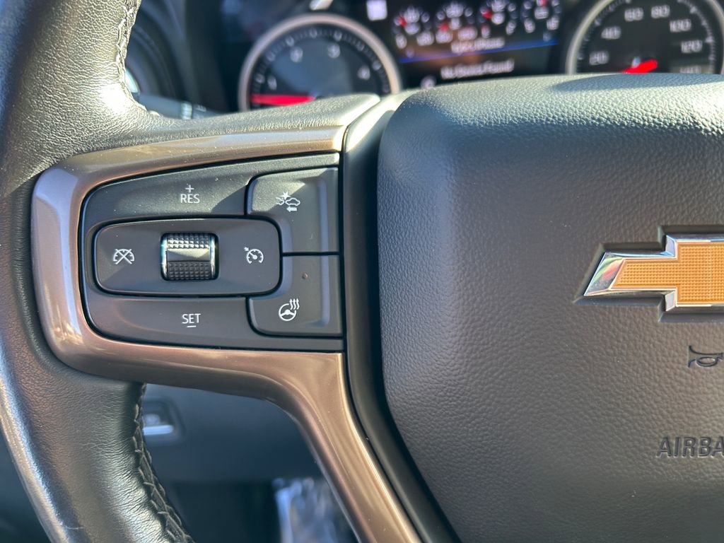 Used 2022 Chevrolet Silverado 3500 High Country w/ Technology Package image 17