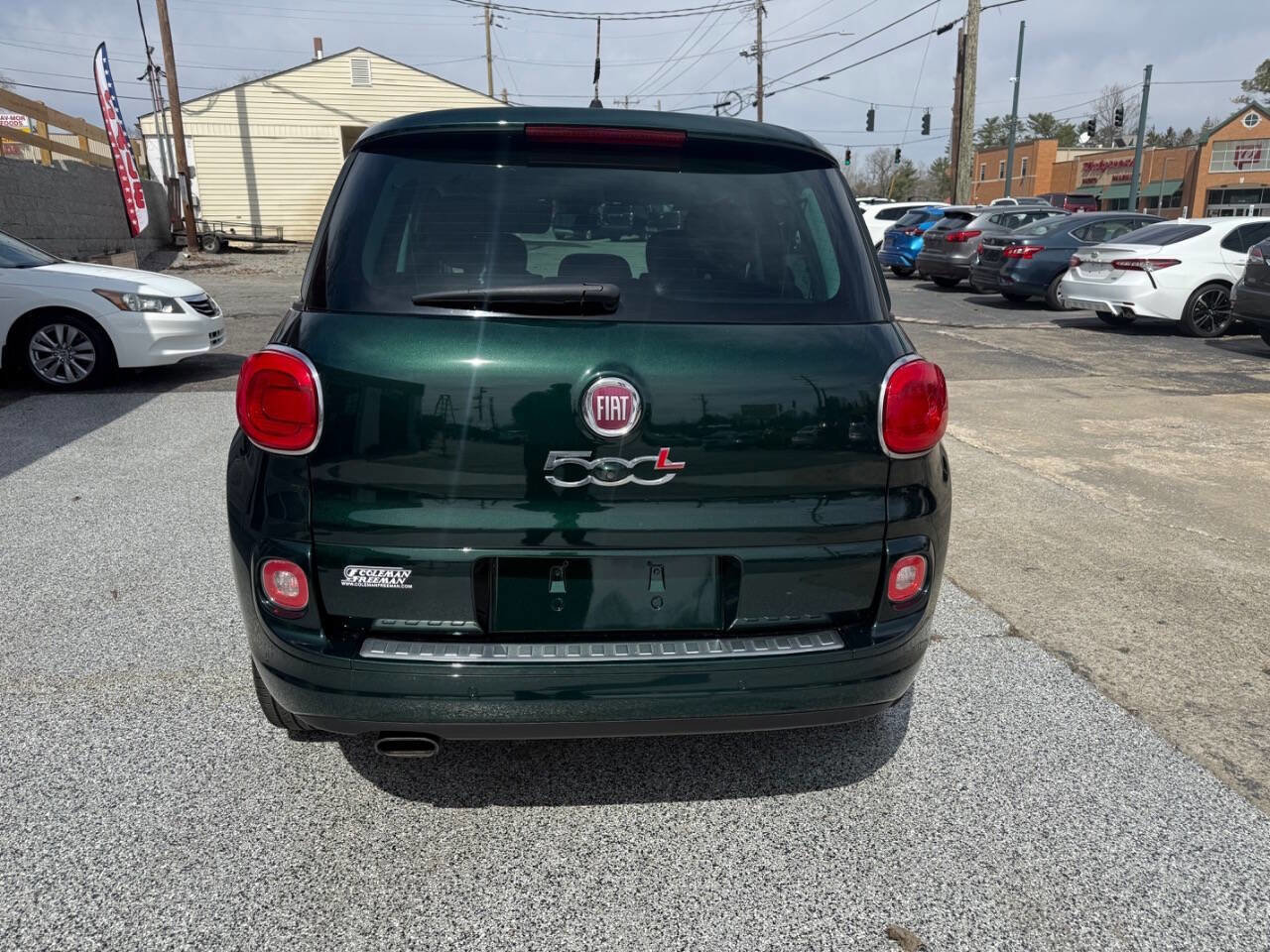 Used 2017 FIAT 500L Pop w/ Popular Equipment Package image 12