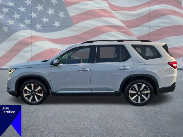 Used 2025 Honda Pilot Touring image 6