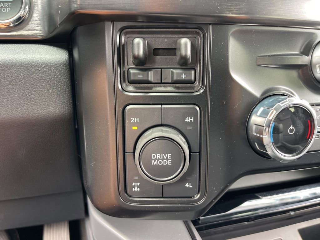 New 2026 Ford F250 Lariat w/ Lariat Premium Package image 11