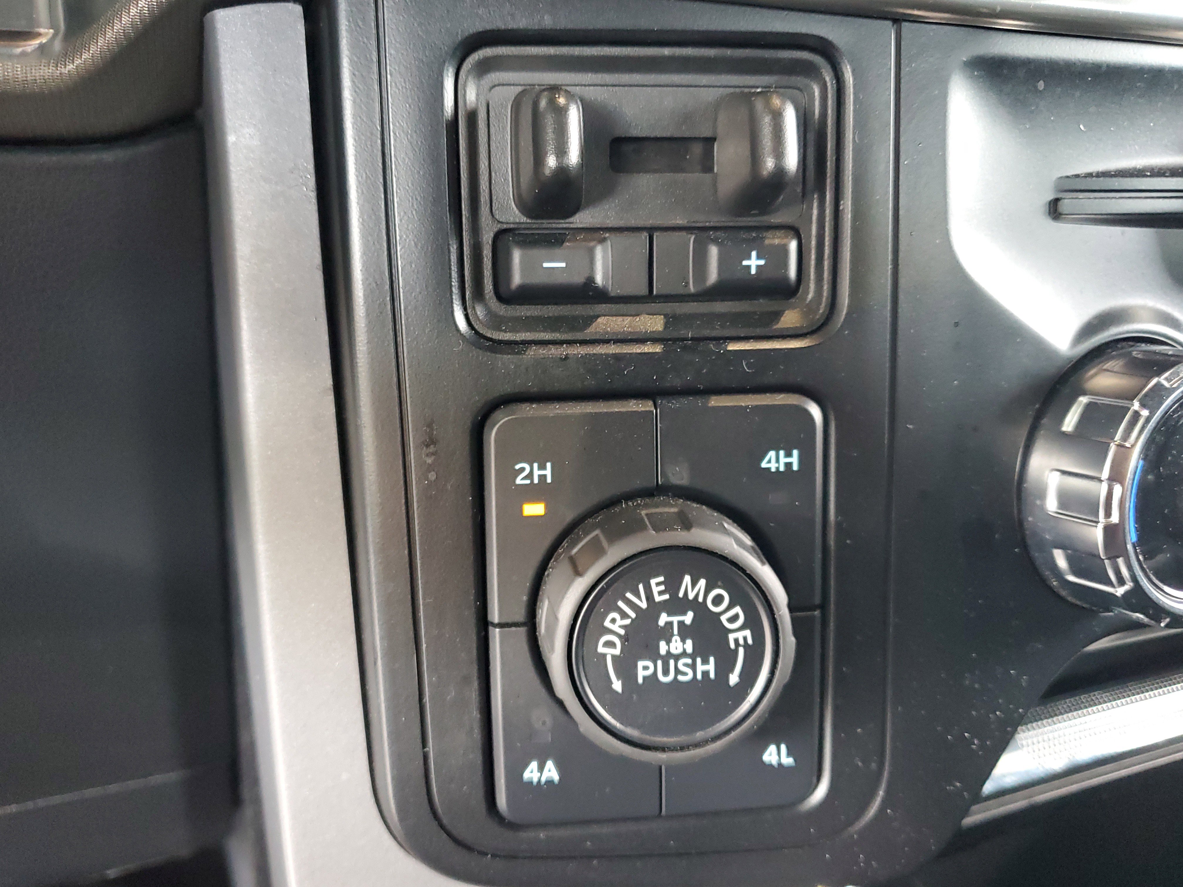 Used 2024 Ford F150 Lariat w/ Bed Utility Package AWD/4WD image 30
