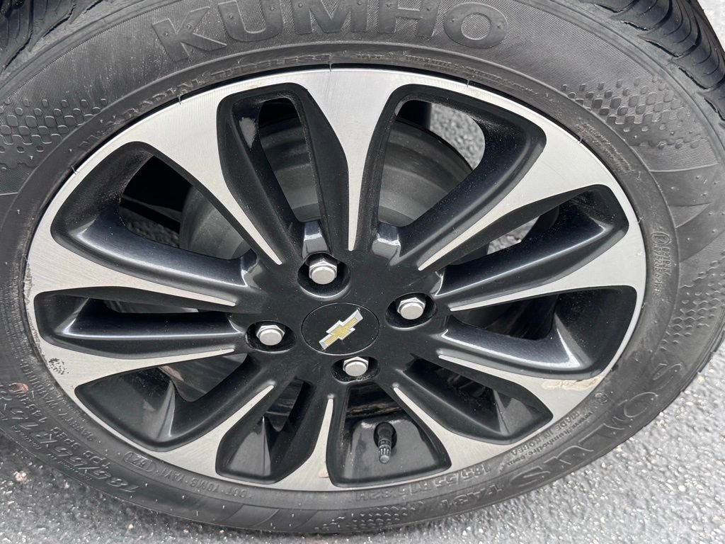 Used 2021 Chevrolet Spark LT w/ Spark Special Edition FWD image 23