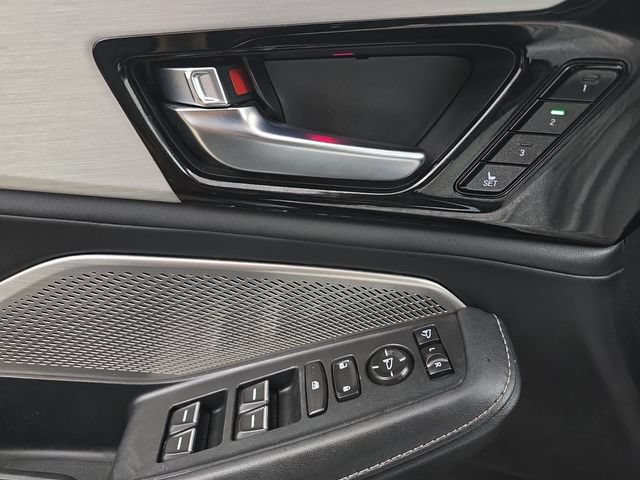 Used 2023 Acura MDX SH-AWD w/ Technology Package image 27