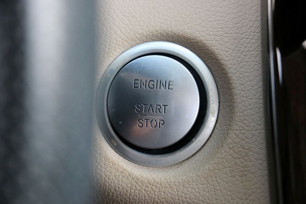 Used 2019 Mercedes-Benz GLC 300 4MATIC image 13