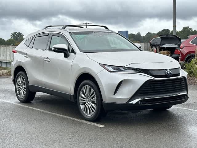 Used 2023 Toyota Venza XLE AWD/4WD image 21