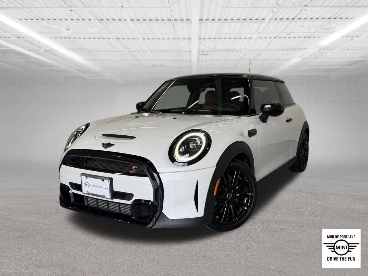 Used 2023 MINI Cooper S w/ Signature Upholstery Package image 1