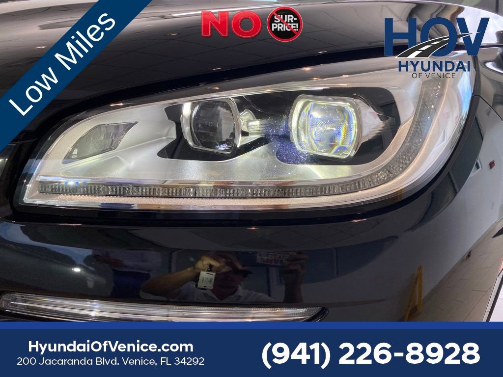 Used 2023 Lincoln Corsair Reserve w/ Equipment Group 201A AWD/4WD image 15