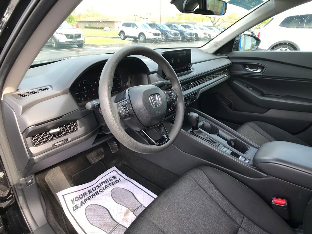Certified 2023 Honda Accord EX image 19