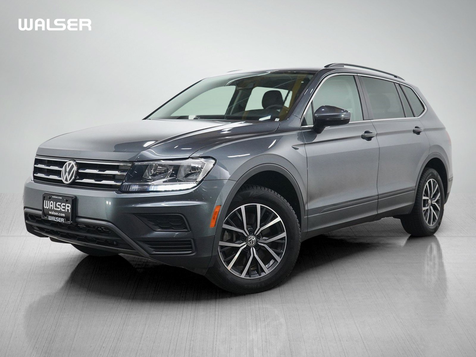 Used 2019 Volkswagen Tiguan SE w/ Panoramic Sunroof Package