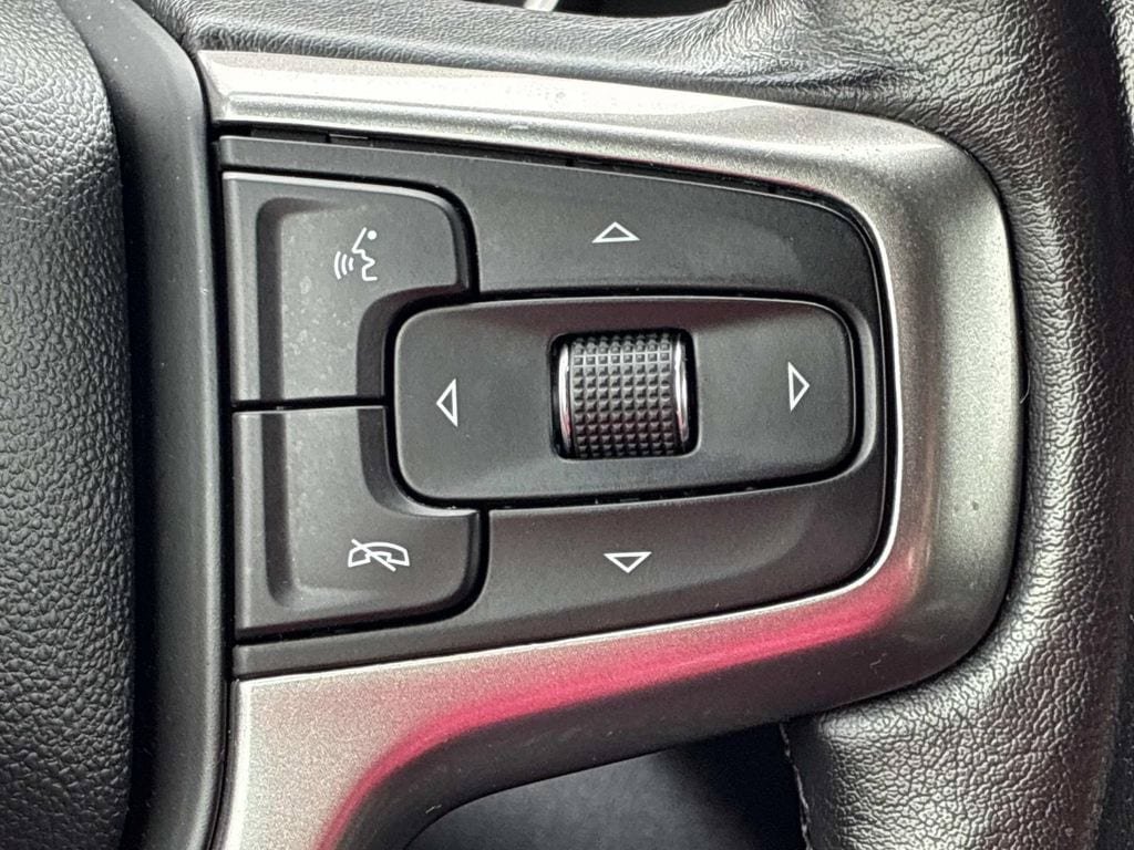 Used 2021 Chevrolet Silverado 1500 LT AWD/4WD image 25