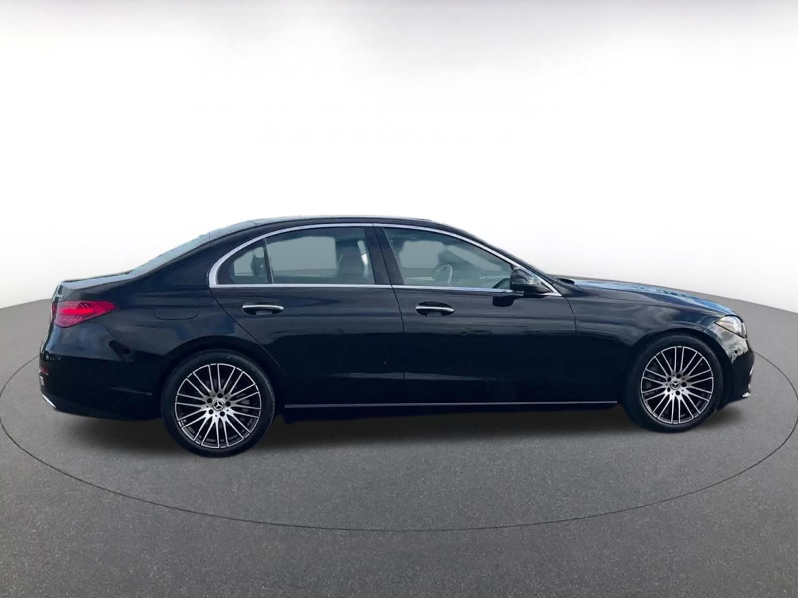 Used 2024 Mercedes-Benz C 300 4MATIC Sedan image 9