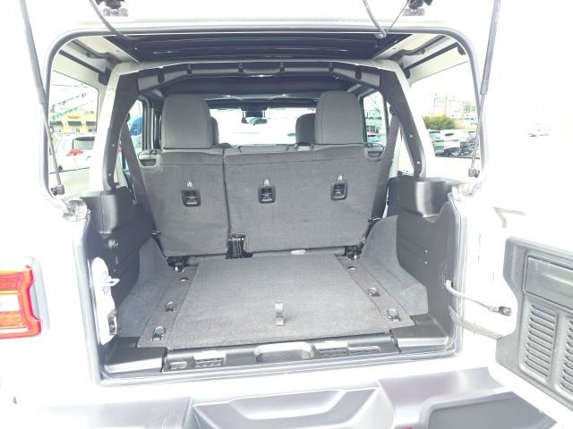 Used 2024 Jeep Wrangler Sport S image 48