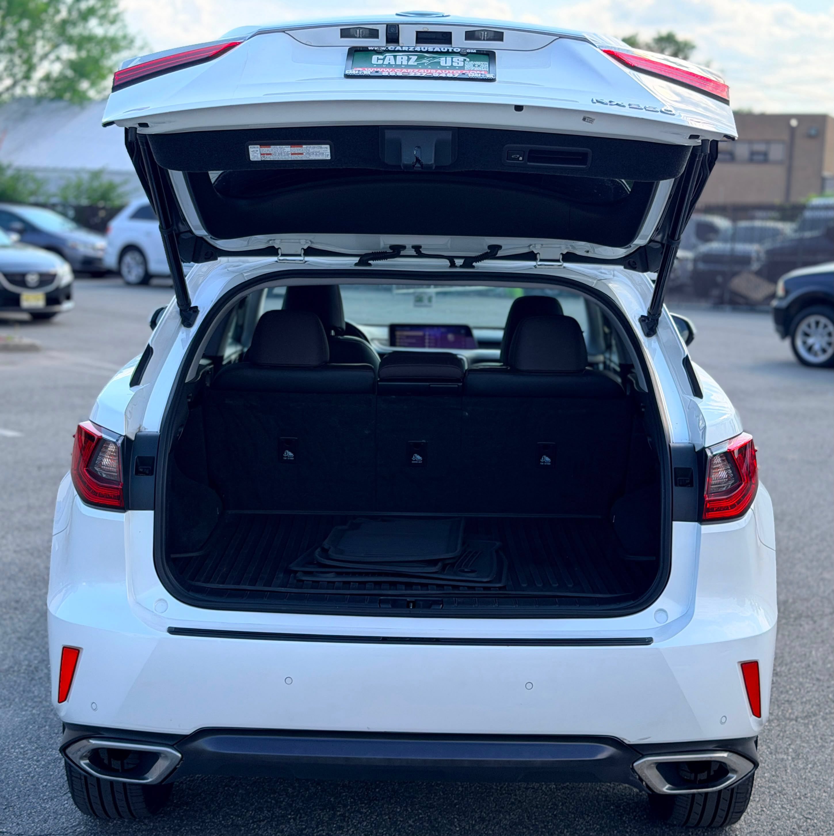 Used 2018 Lexus RX 350 AWD w/ Premium Package image 9