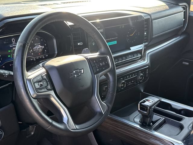 Used 2025 Chevrolet Silverado 1500 RST w/ Texas Edition Plus AWD/4WD image 17