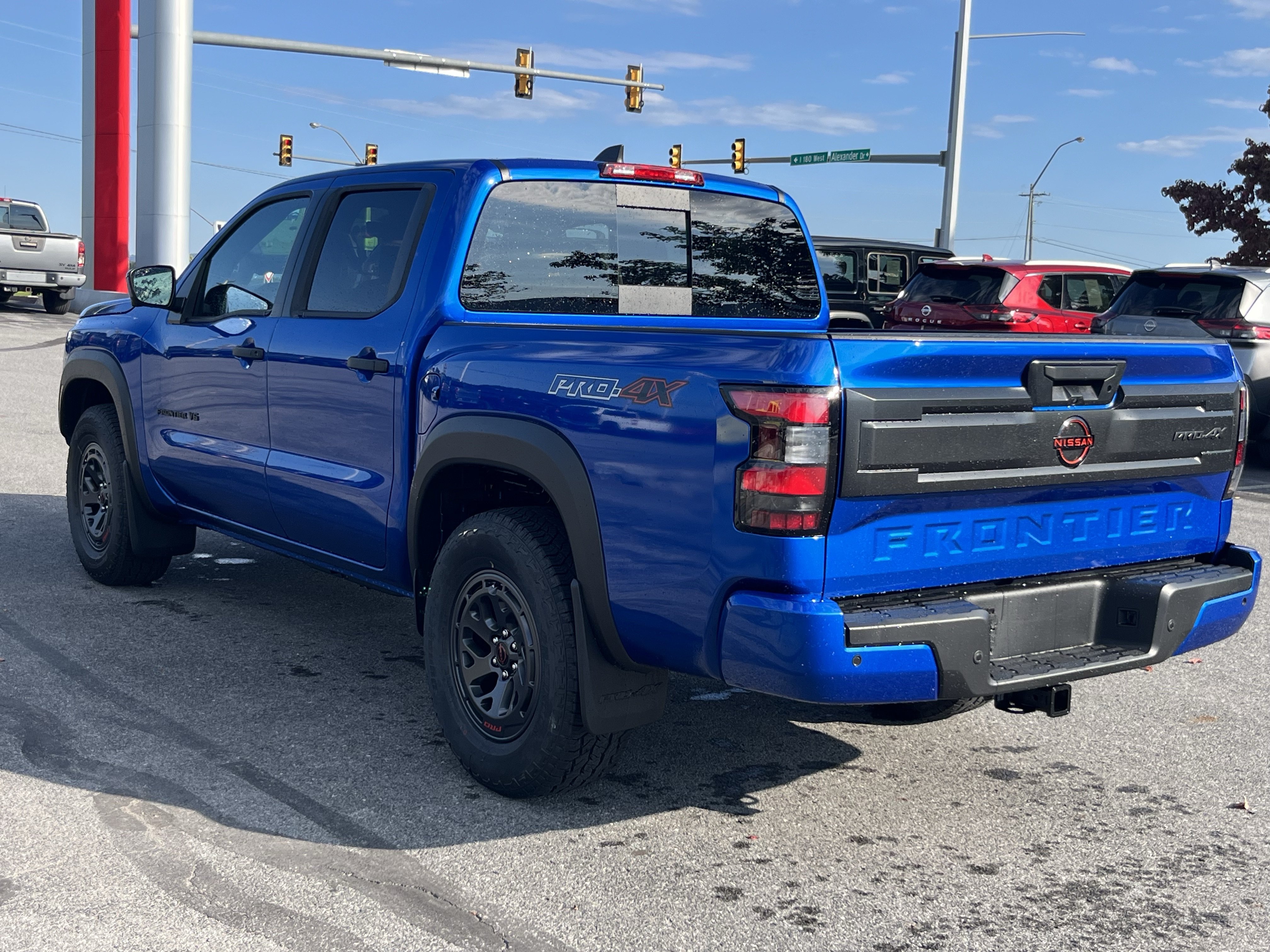 New 2027 Nissan Frontier PRO-4X w/ Pro Premium Package AWD/4WD image 6