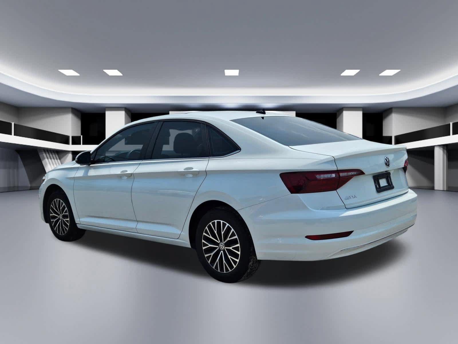 Used 2020 Volkswagen Jetta SE w/ SE Cold Weather Package FWD image 4