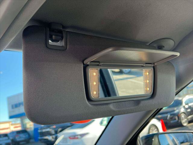 Used 2023 Chevrolet Equinox LT image 29