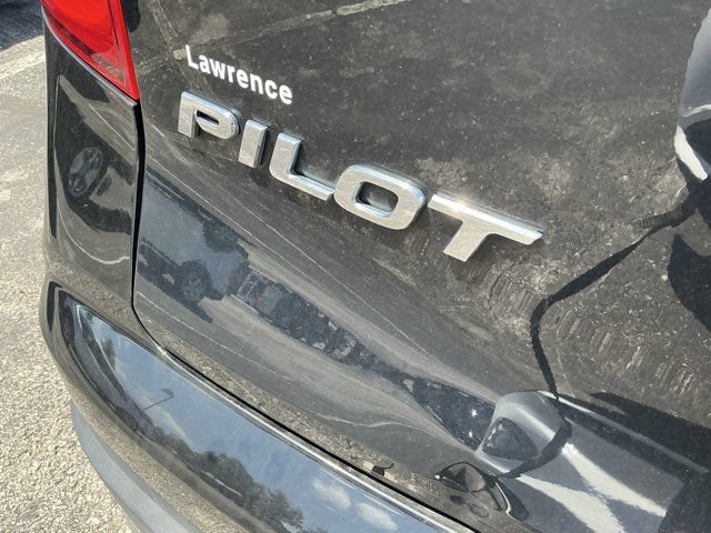 Used 2016 Honda Pilot Touring image 8