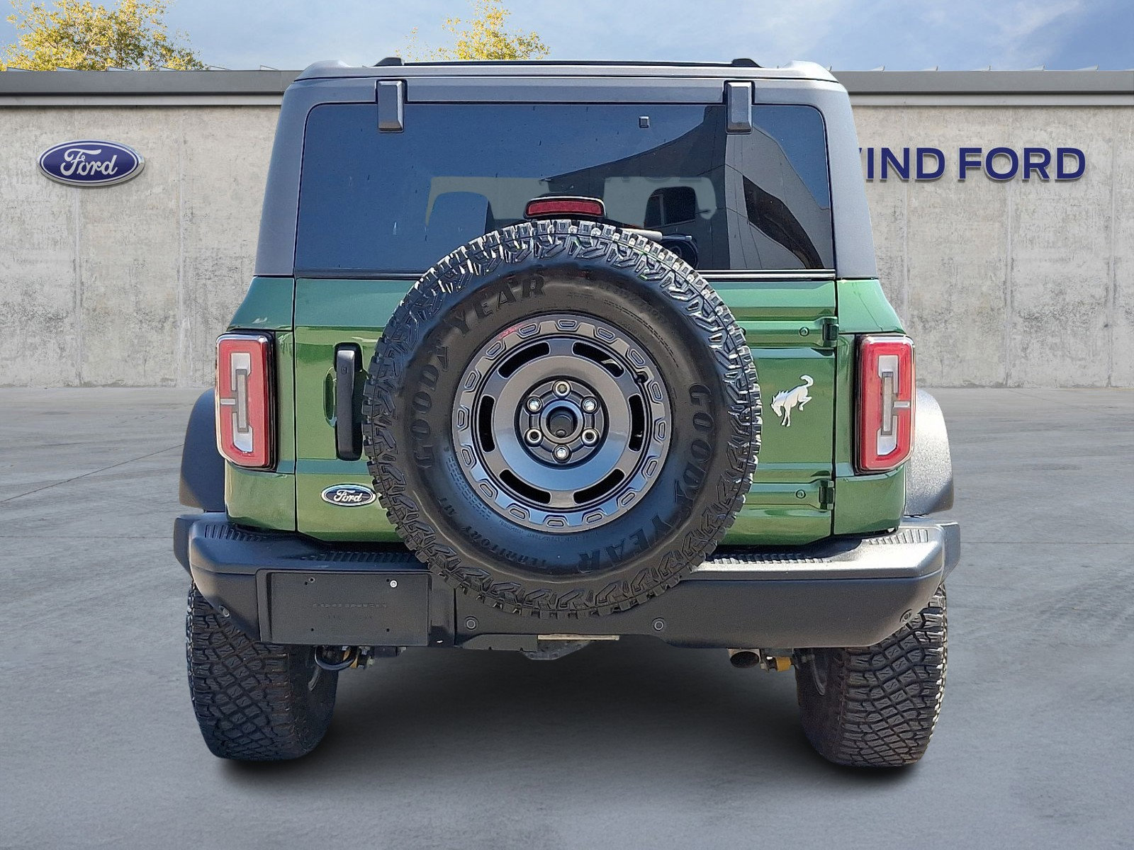 Used 2024 Ford Bronco Everglades image 5