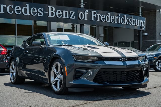 Used 2018 Chevrolet Camaro SS RWD image 1
