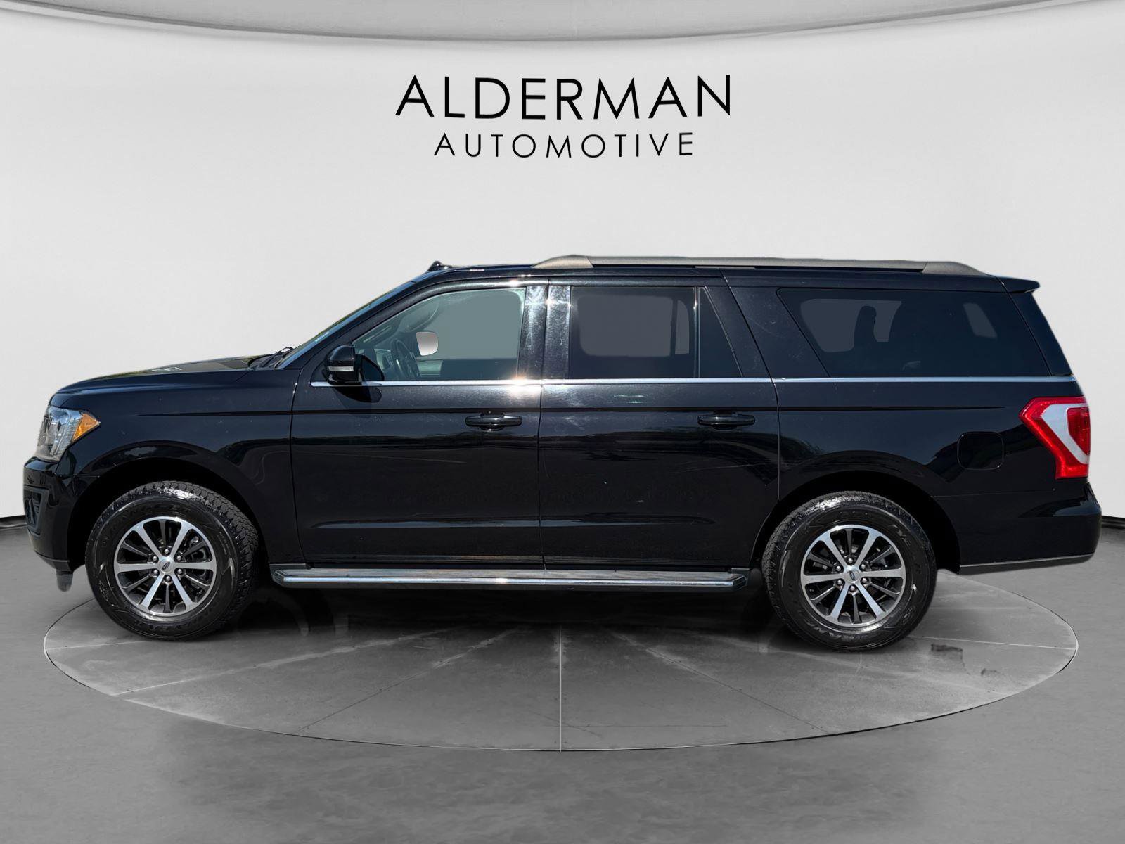 Used 2021 Ford Expedition Max XLT AWD/4WD image 2