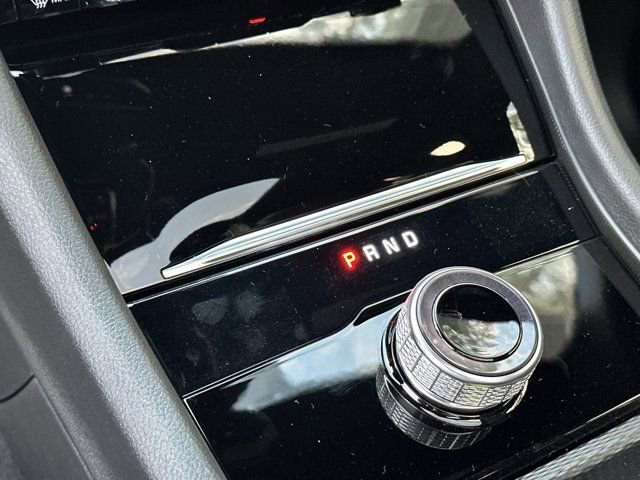 New 2025 Jeep Grand Cherokee Limited w/ Black Appearance Package image 13