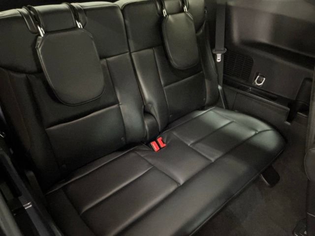 Used 2025 Ford Explorer ST-Line image 19