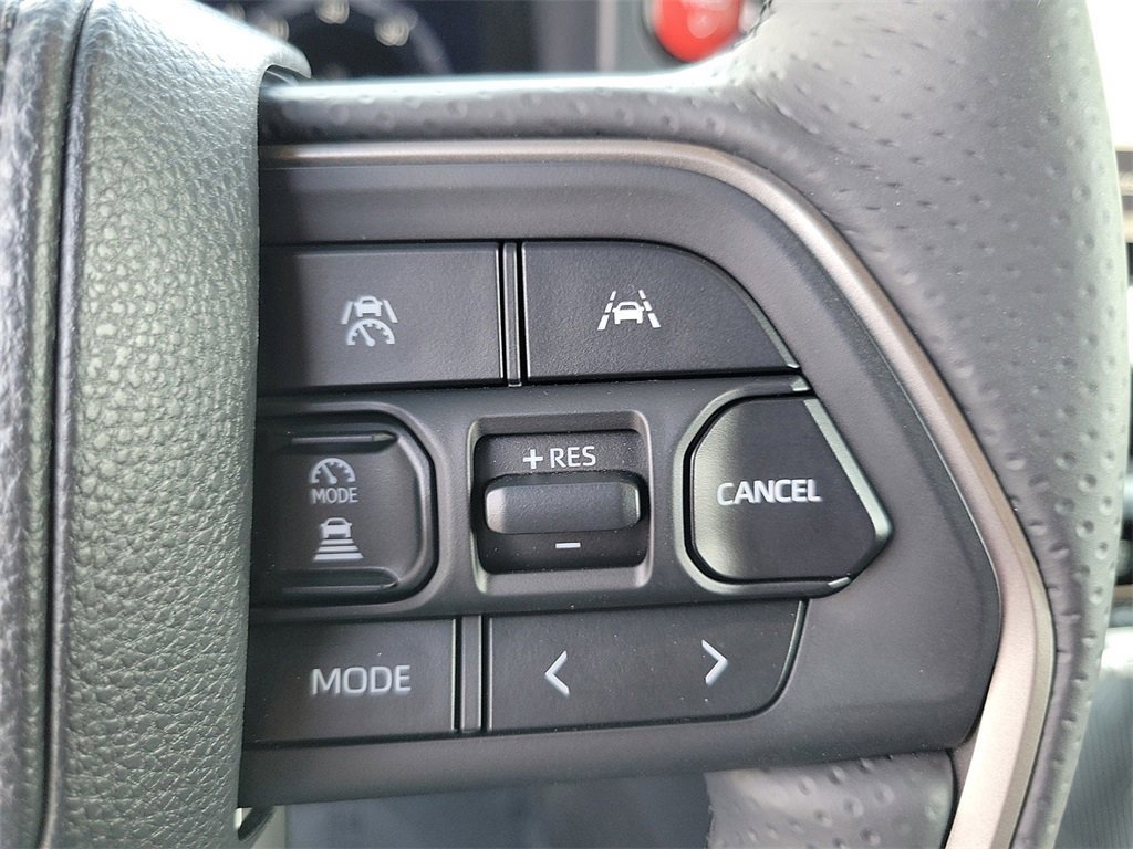 Used 2025 Toyota 4Runner Limited image 7