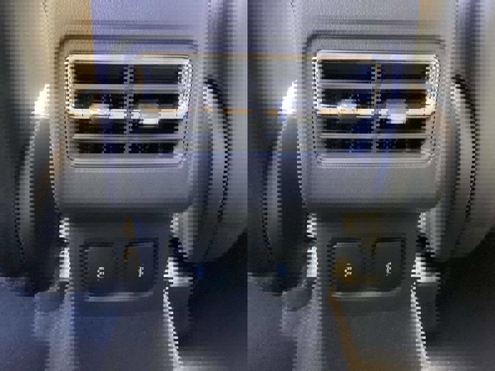 New 2025 Lincoln Corsair Reserve w/ Jet Appearance Package image 19