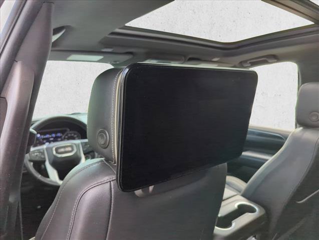 Used 2021 GMC Yukon XL SLT w/ SLT Premium Package RWD image 22
