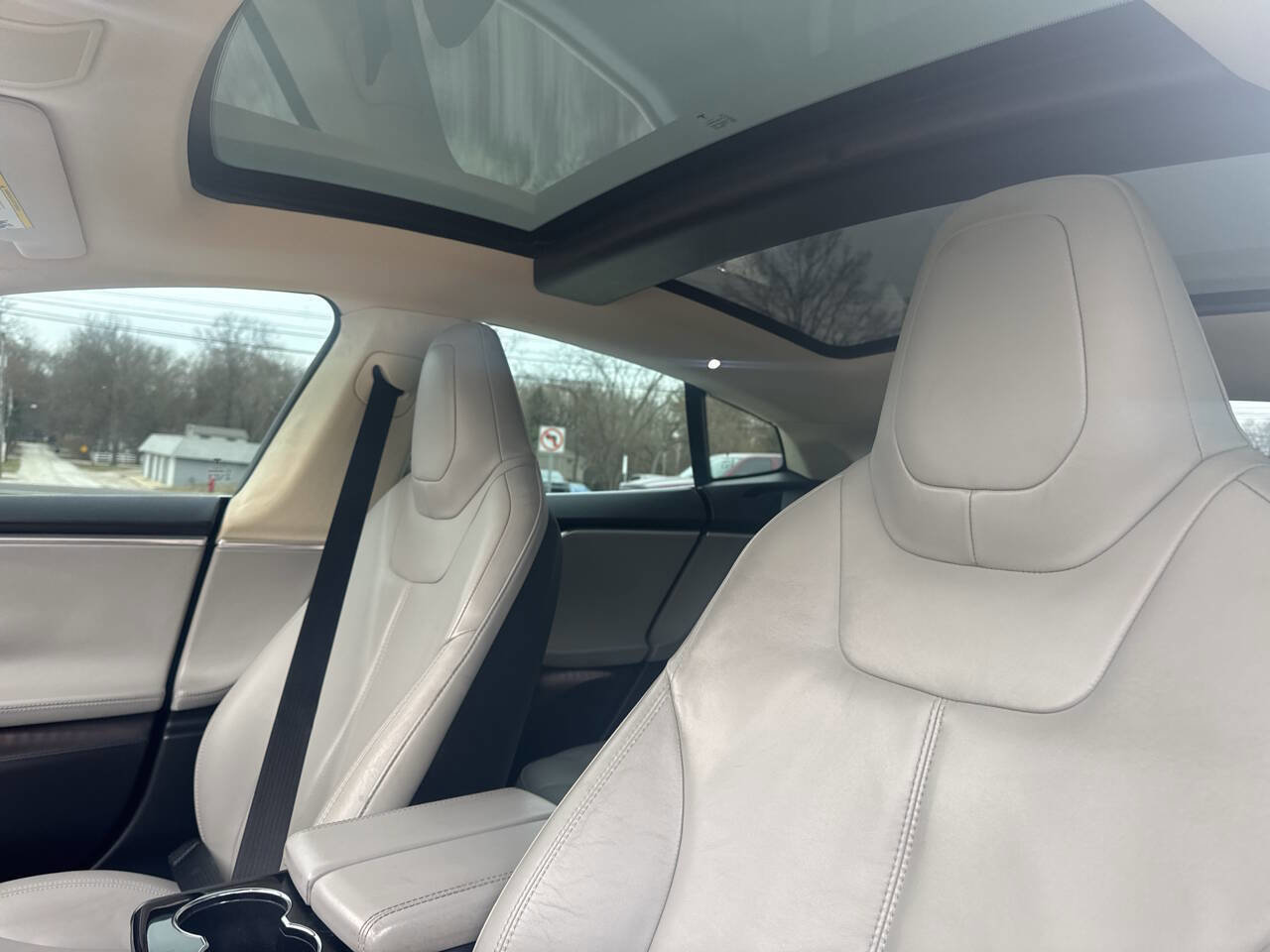 Used 2013 Tesla Model S Long Range RWD image 8