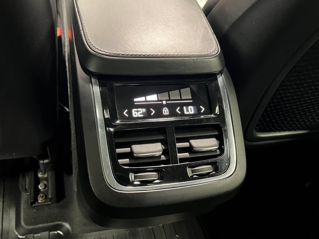 Used 2018 Volvo XC90 T6 Inscription w/ Protection Package Premier AWD/4WD image 28
