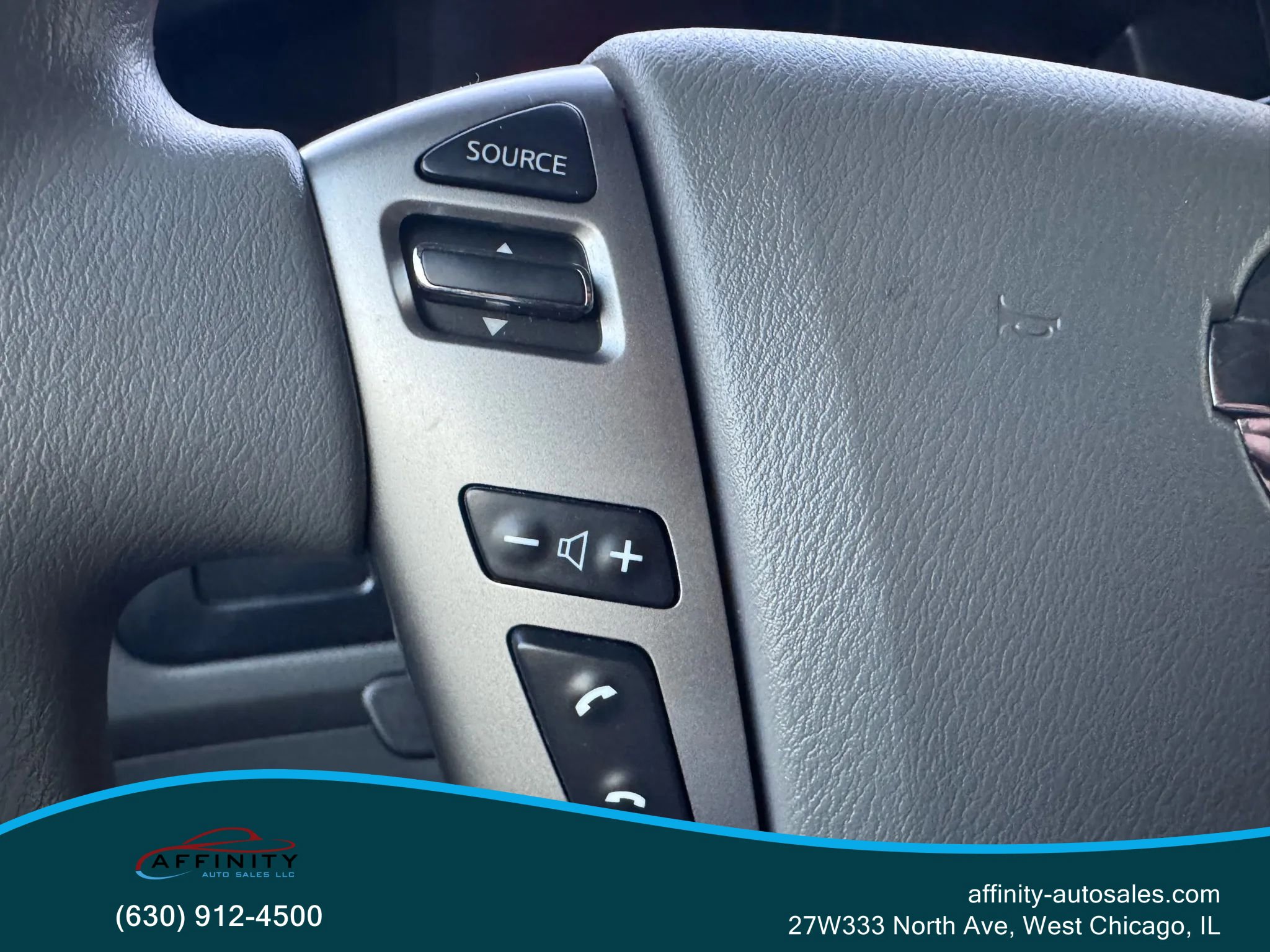 Used 2020 Nissan NV 3500 S image 22