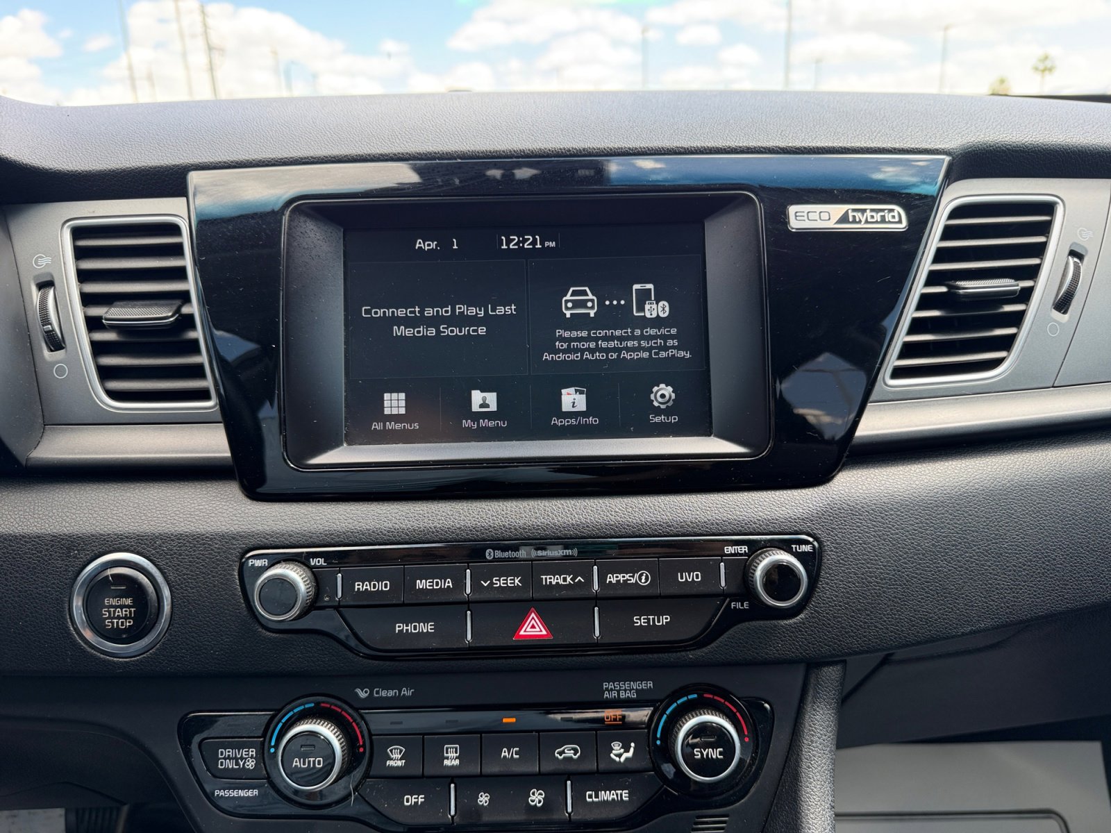Used 2018 Kia Niro LX image 28