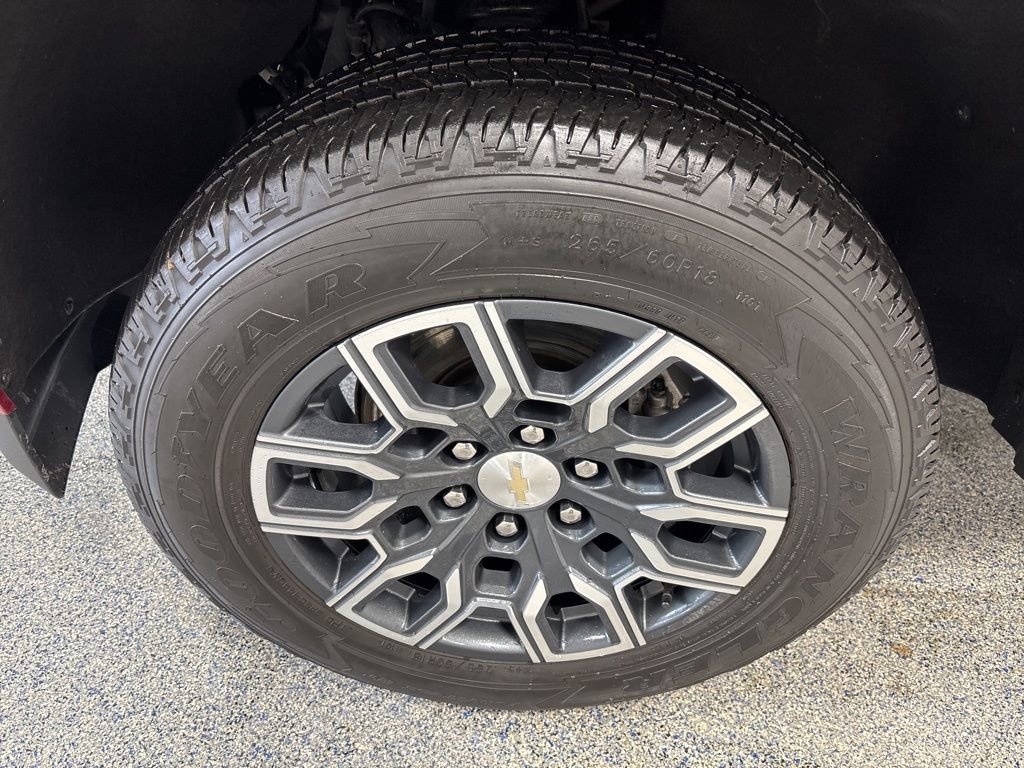 Used 2023 Chevrolet Colorado LT w/ LT Convenience Package III image 40