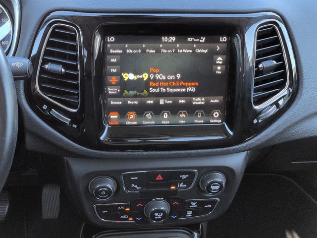 Used 2021 Jeep Compass Limited w/ Sun and Sound Group AWD/4WD image 18