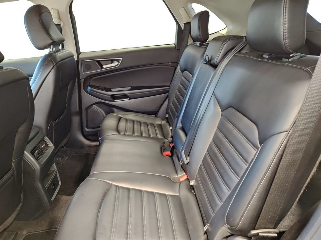 Used 2024 Ford Edge SEL AWD/4WD image 13