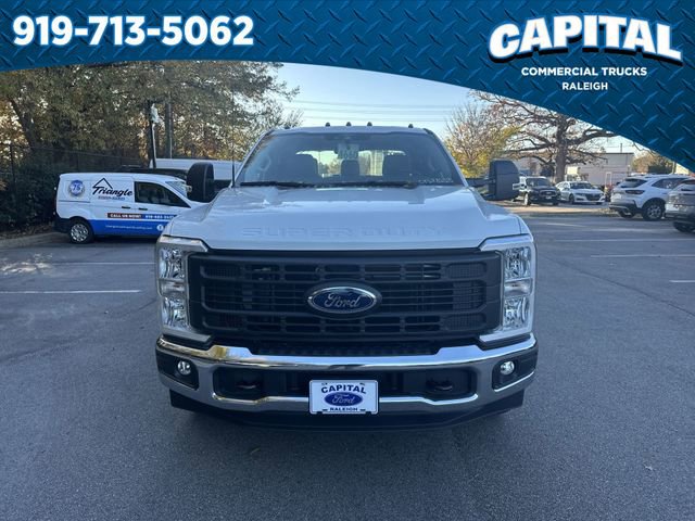 New 2026 Ford F250 XL w/ XL Chrome Package image 3