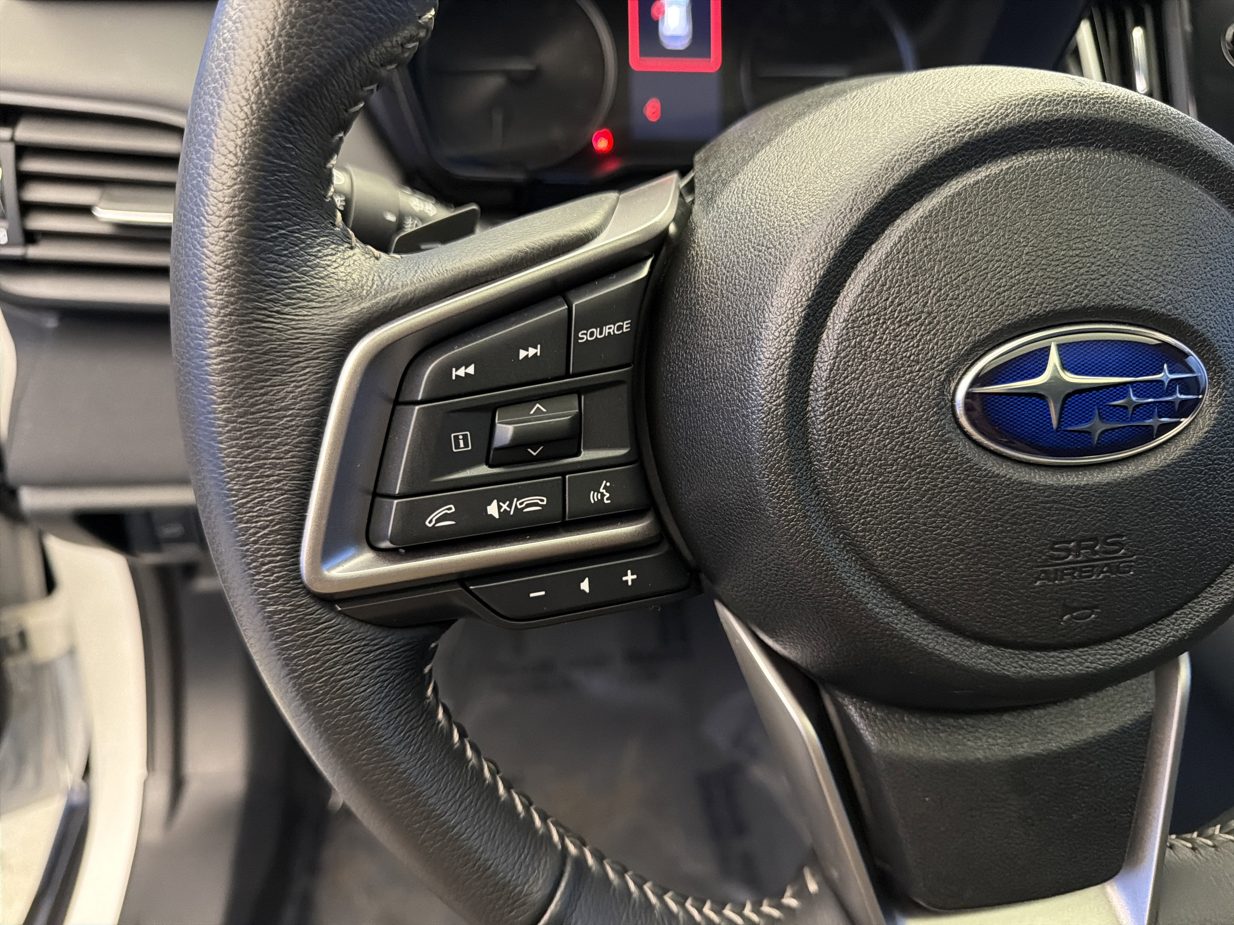 Certified 2025 Subaru Outback Premium w/ Popular Package #1A image 16