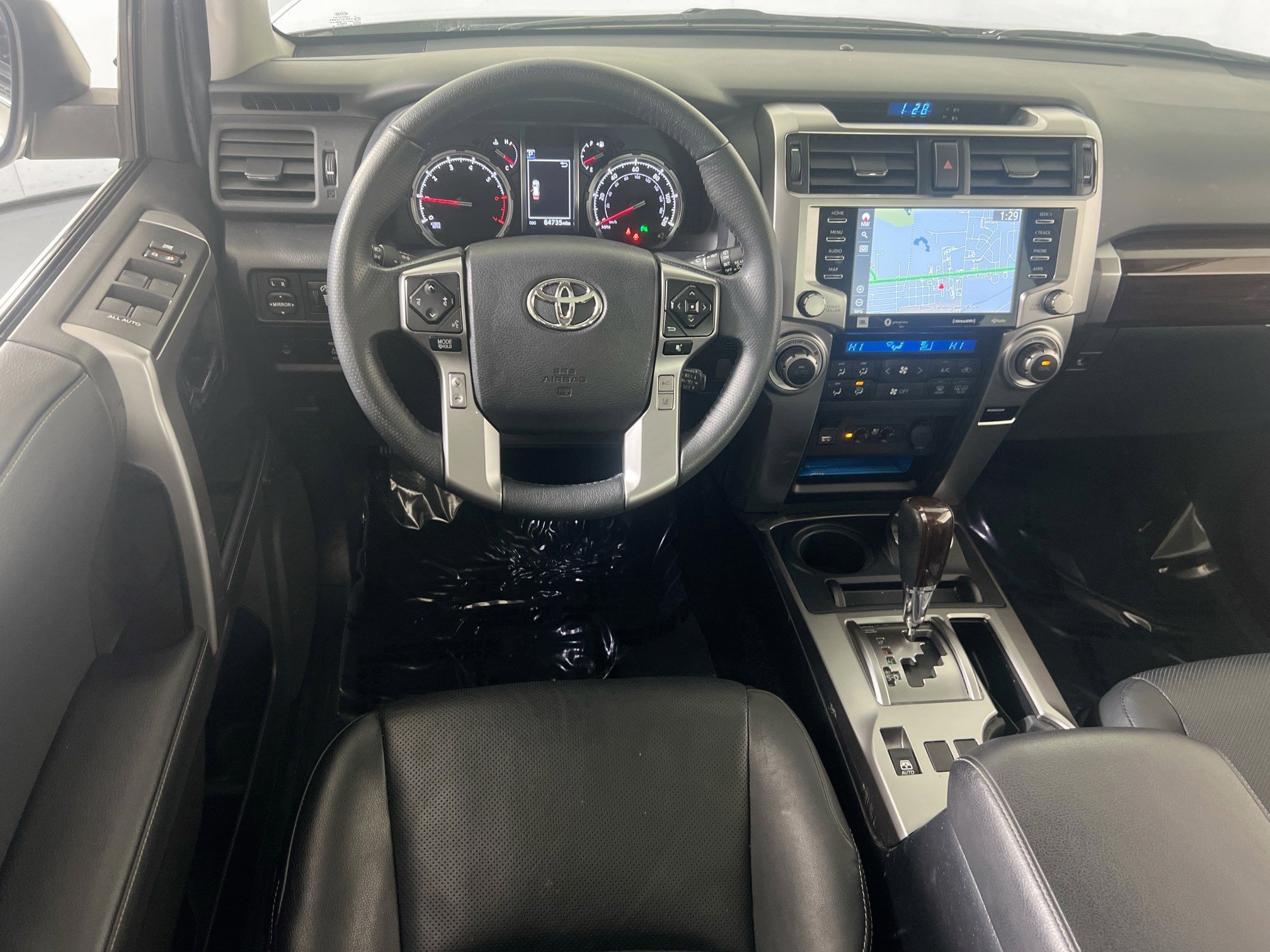 Used 2021 Toyota 4Runner Limited AWD/4WD image 23