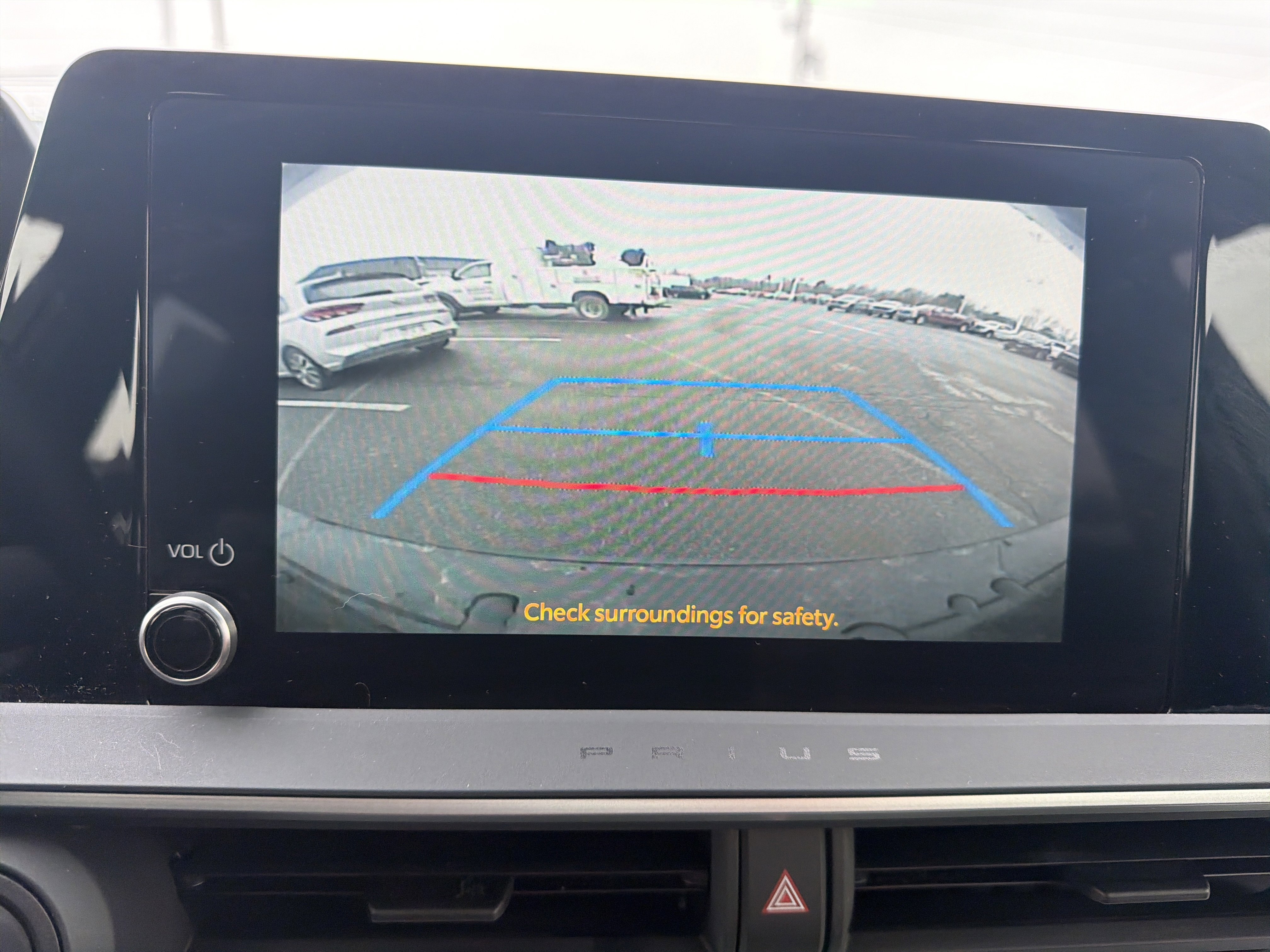 Used 2025 Toyota Prius LE image 26