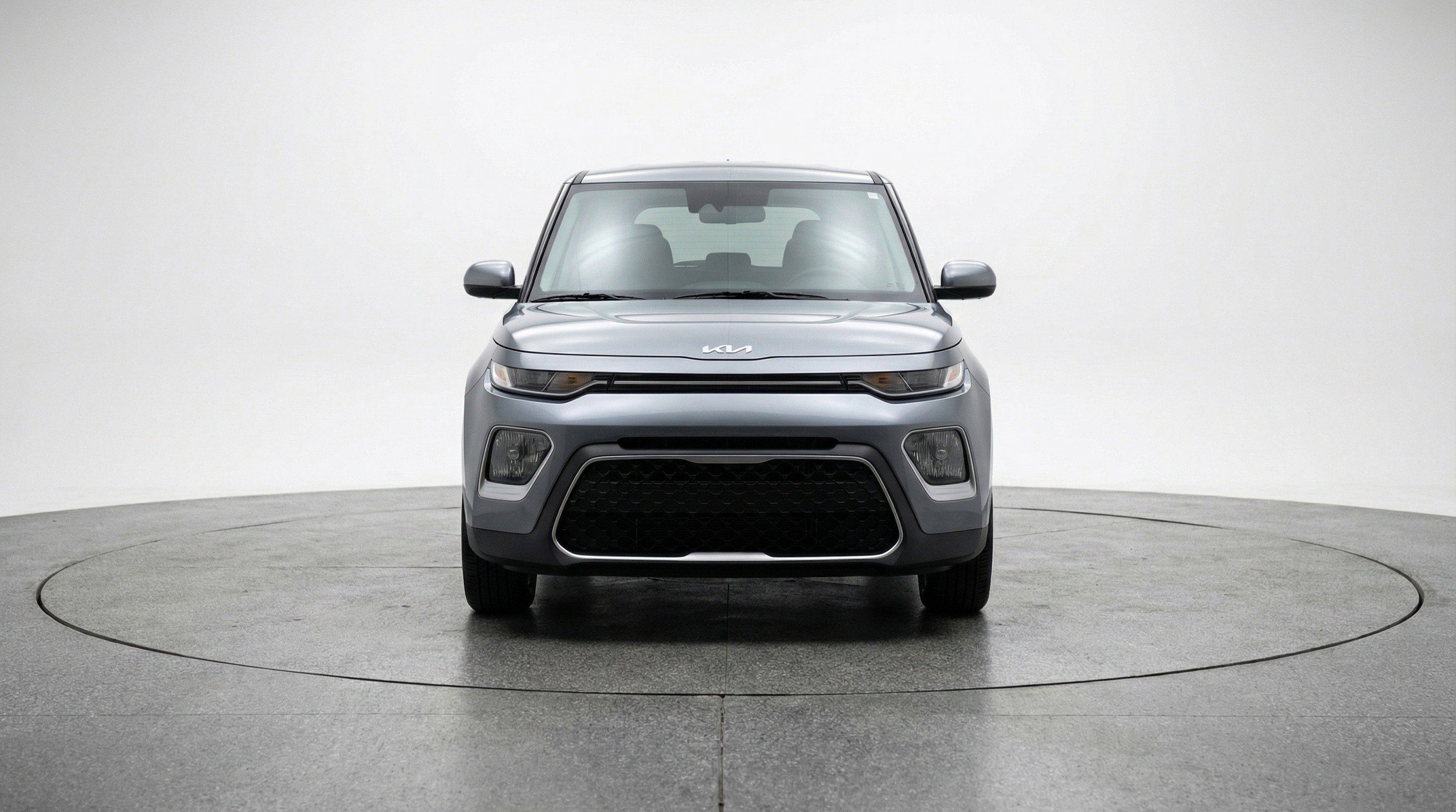 Used 2025 Kia Soul LX w/ LX Technology Package image 2