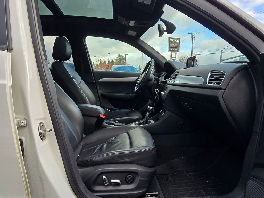 Used 2018 Audi Q3 2.0T Premium image 40