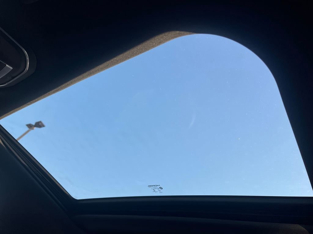 New 2025 Jeep Grand Cherokee Laredo image 18