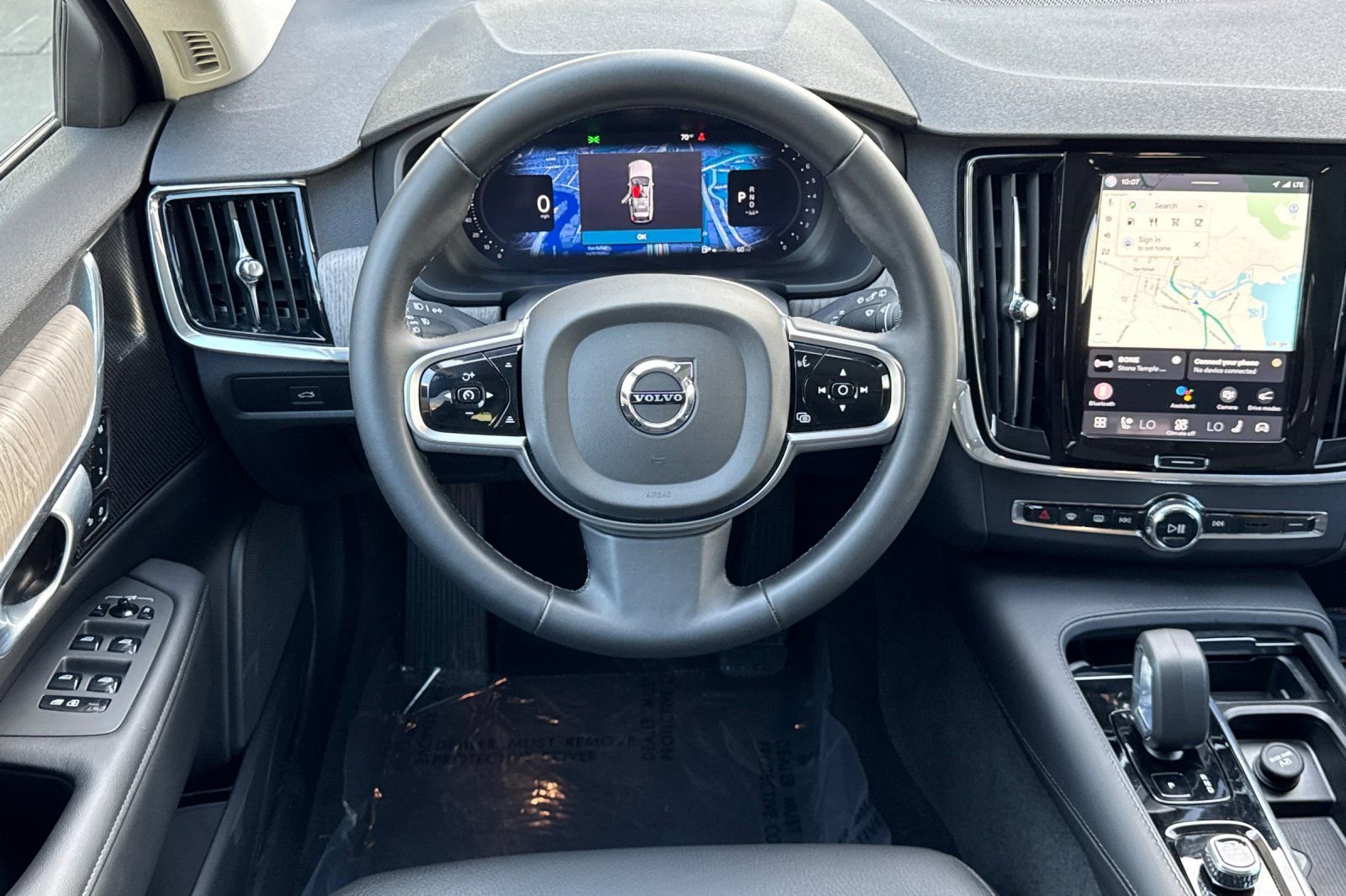 Used 2024 Volvo V90 B6 Cross Country Plus AWD/4WD image 17