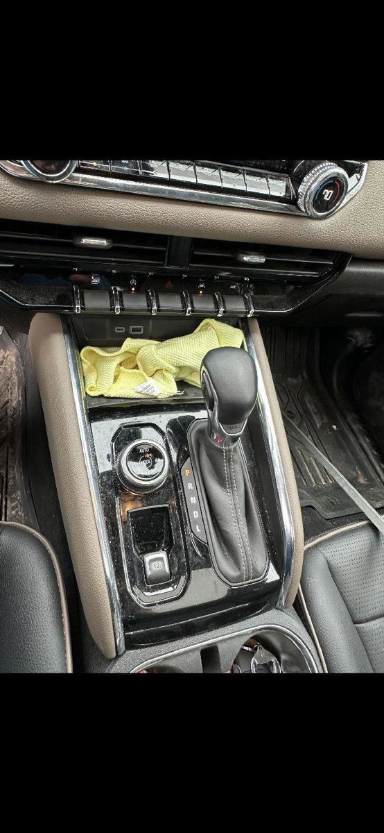 Used 2023 GMC Canyon Denali AWD/4WD image 15