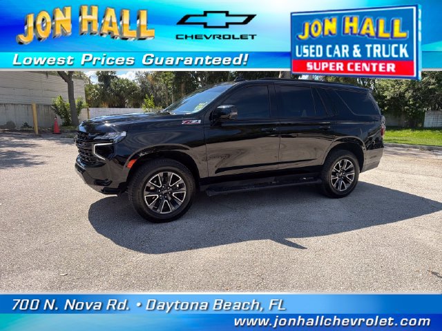 Used 2023 Chevrolet Tahoe Z71 w/ Luxury Package AWD/4WD image 2