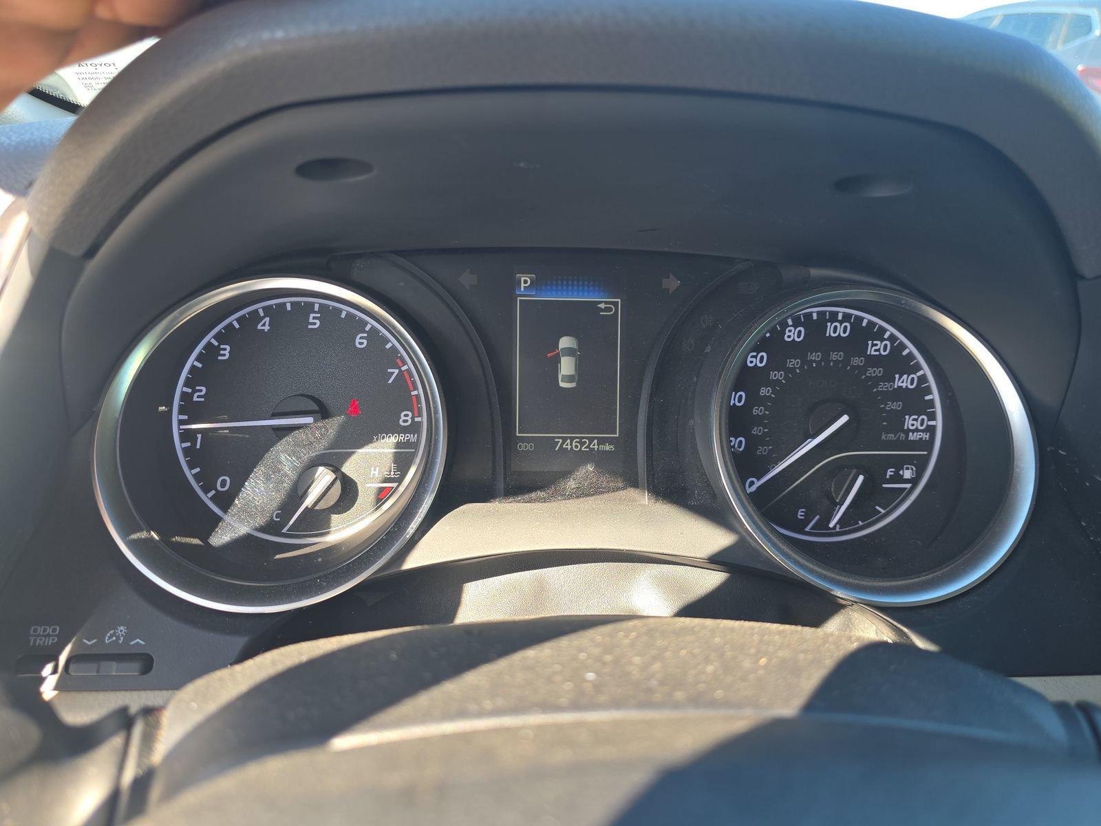 Used 2018 Toyota Camry LE FWD image 16