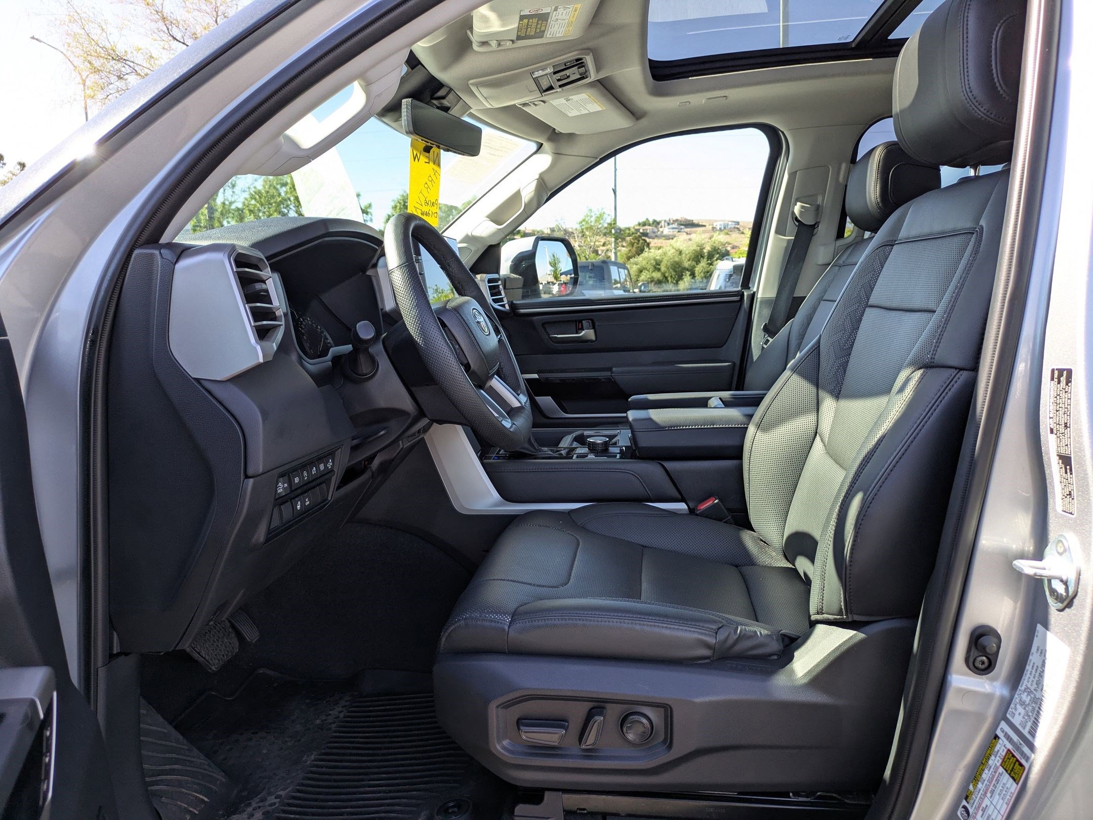 Used 2023 Toyota Tundra Limited image 14